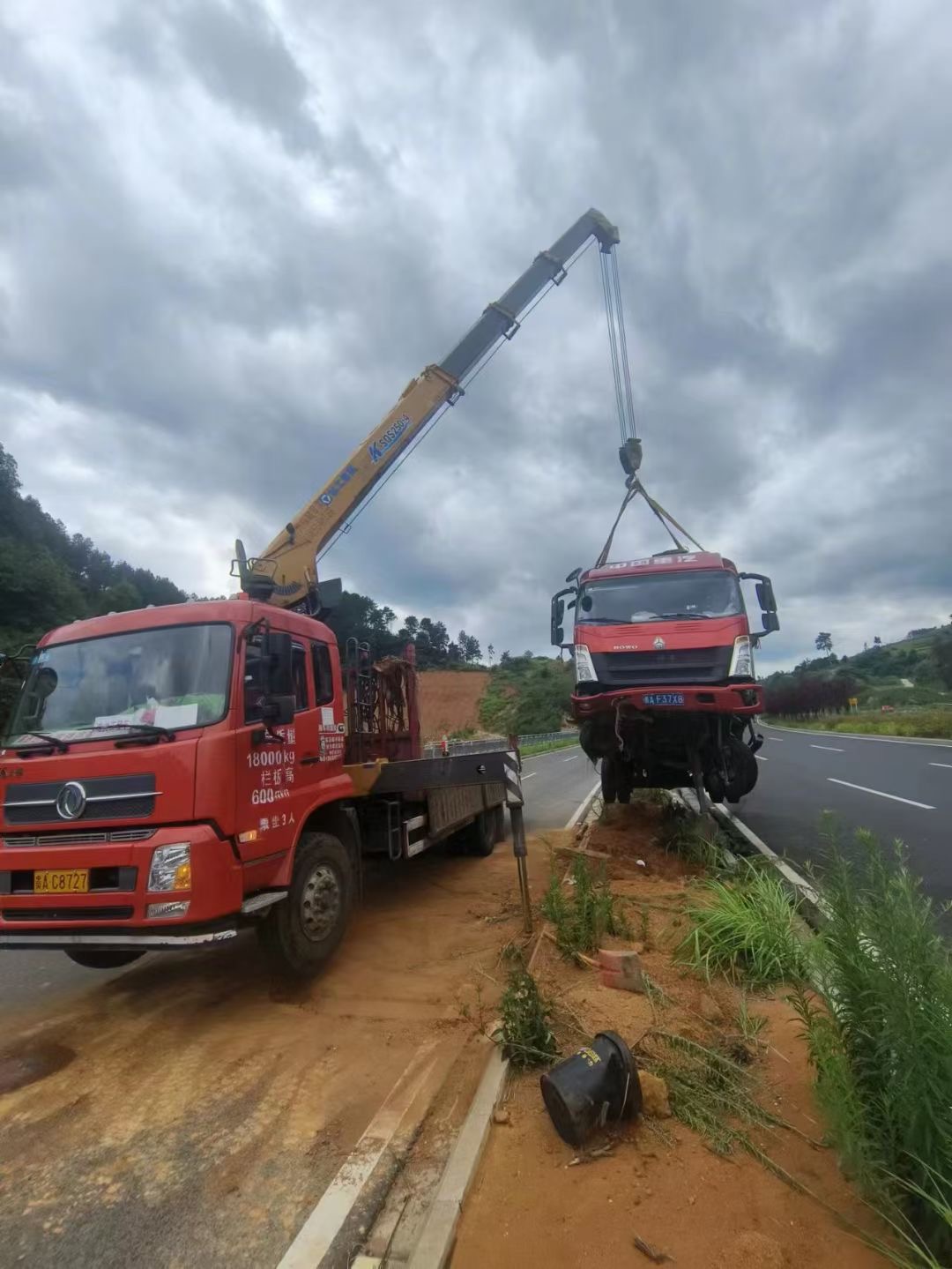 明山区吊车出租公司在日常生活中对吊车要怎样检查